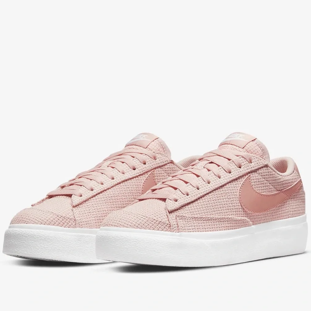 Nike Blazer Low Platform size 6 1/2 us - Picture 1 of 10